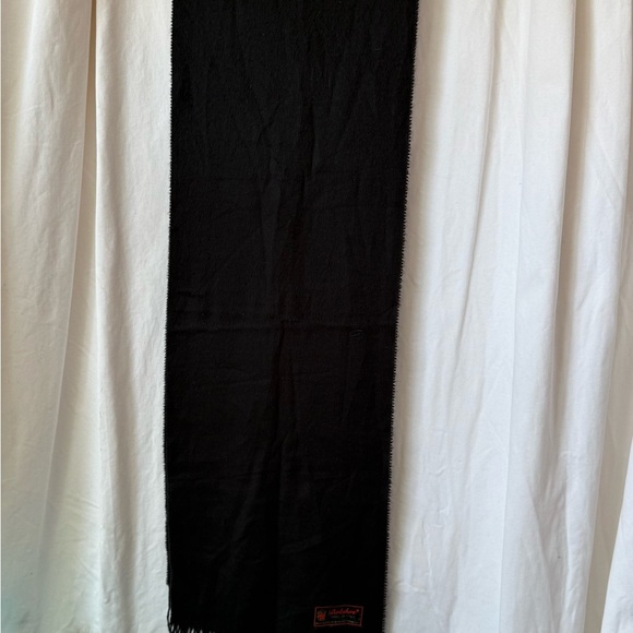 Berkshire Made In Italy Unisex Acrylic Scarf, Incredibly Soft 70"x12" - Picture 2 of 2